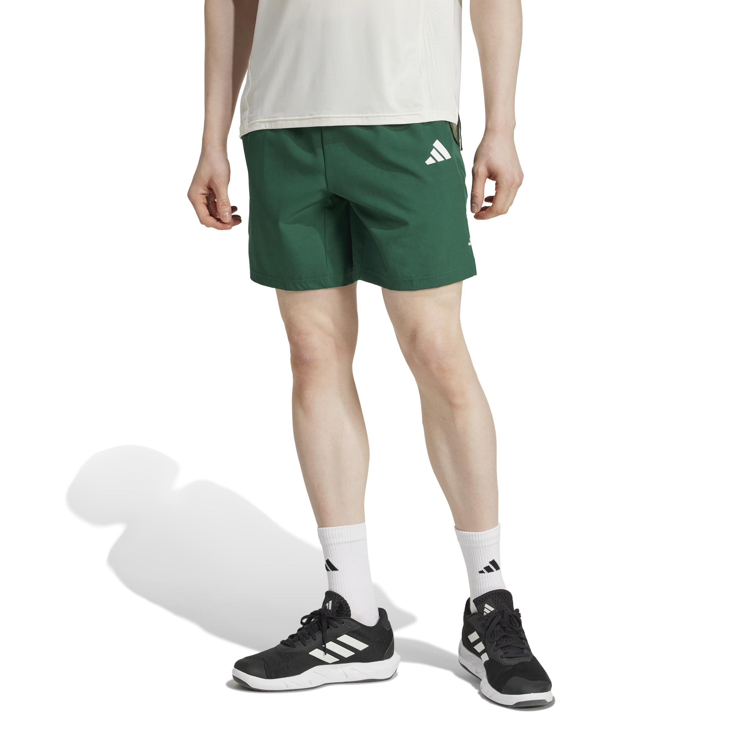 【新品未使用】adidas original ベリンガム　ハーフパンツ XL S 新品 adidas アディダスオリジナルス ショートパンツ ハーフ